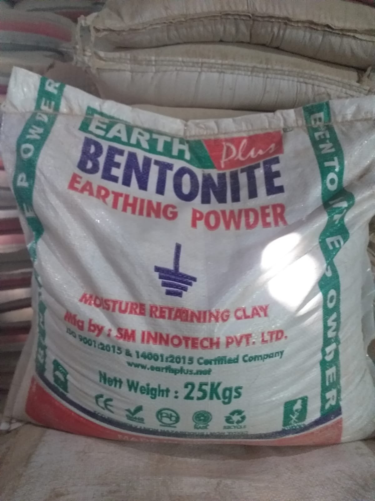 bentonite-earthing-powder